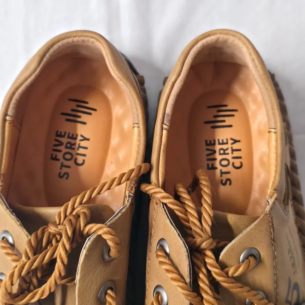 Five Store City Men's Brown‎ Leather Boat Lace Up Shoes Size 9.5 NIB